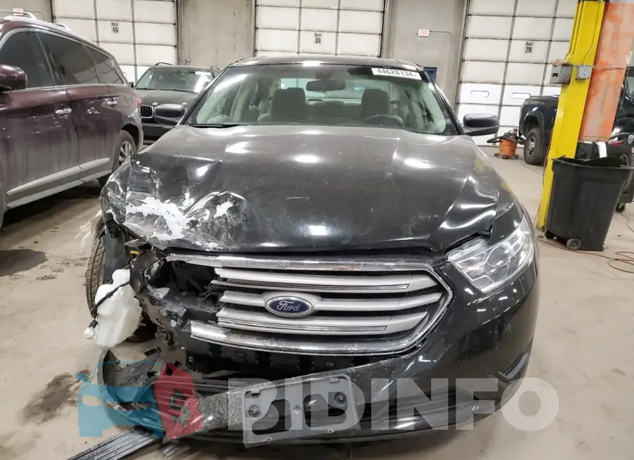 1FAHP2D80FG152022 Photo# 5