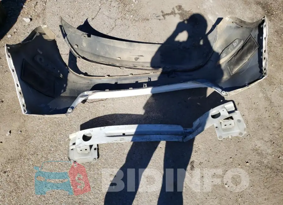 3FADP4TJ8GM171293 Photo# 12