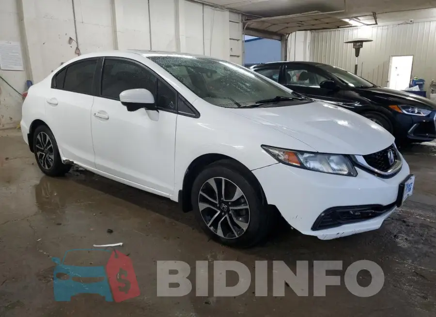 19XFB2F82FE010526 Photo# 4
