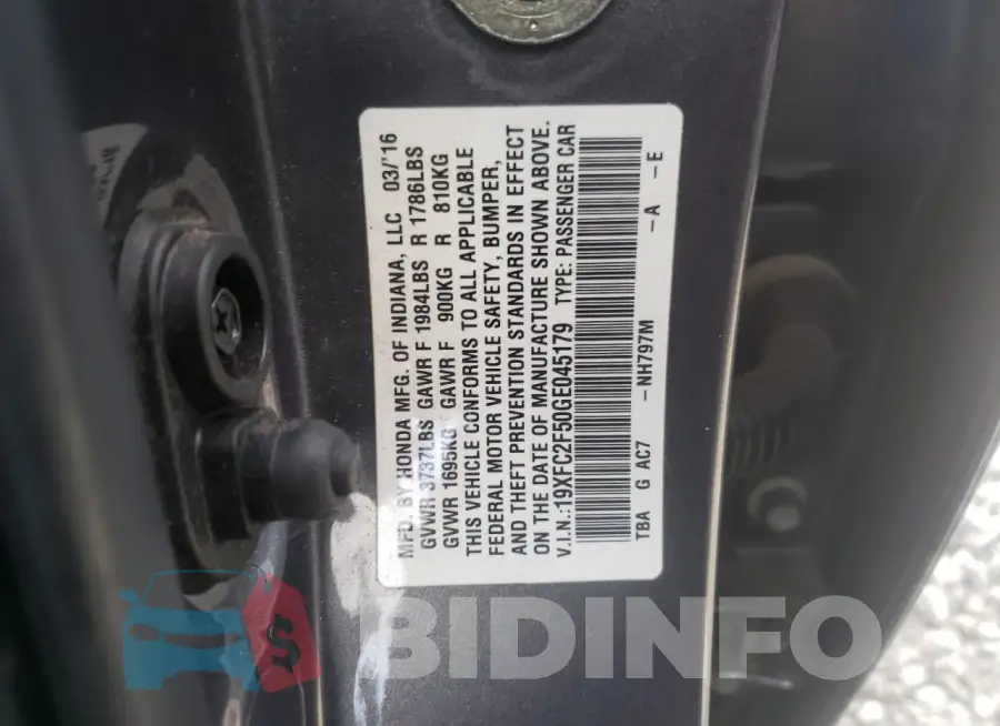 19XFC2F50GE045179 Photo# 13