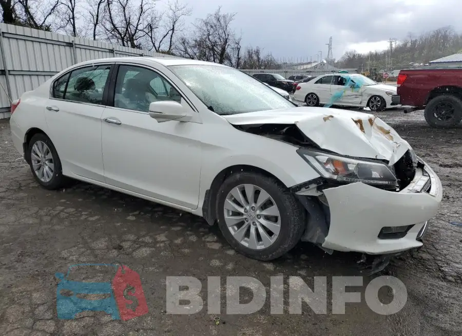 1HGCR2F74FA186309 Photo# 4