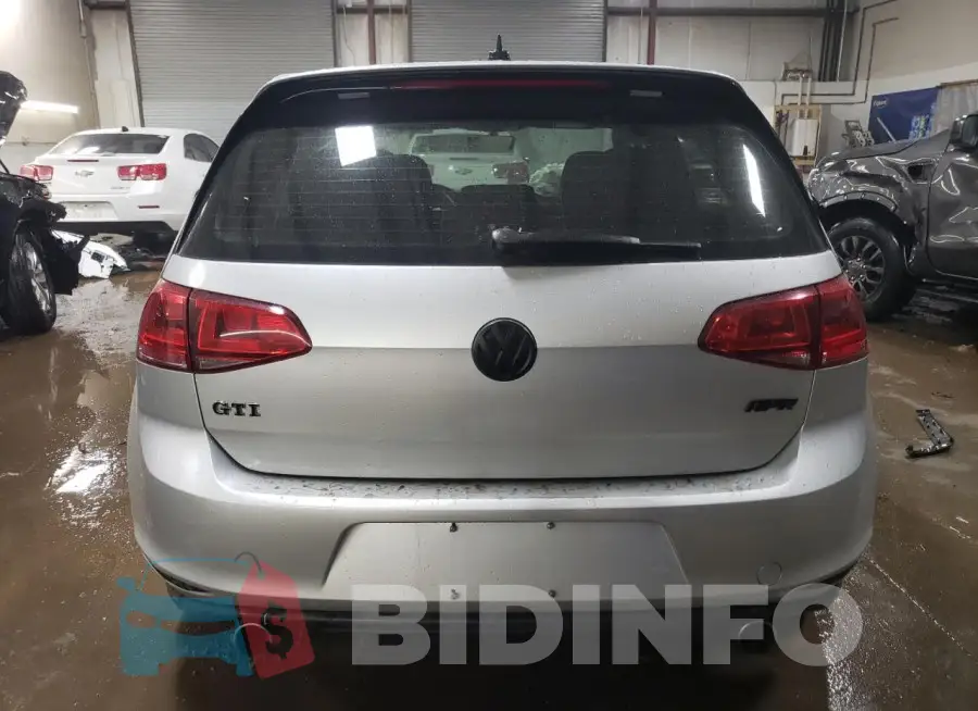 3VW4T7AUXHM025657 Photo# 6