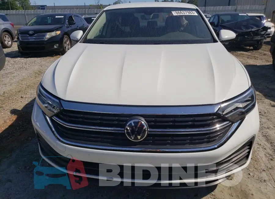 3VW5M7BU9PM035434 Photo# 5