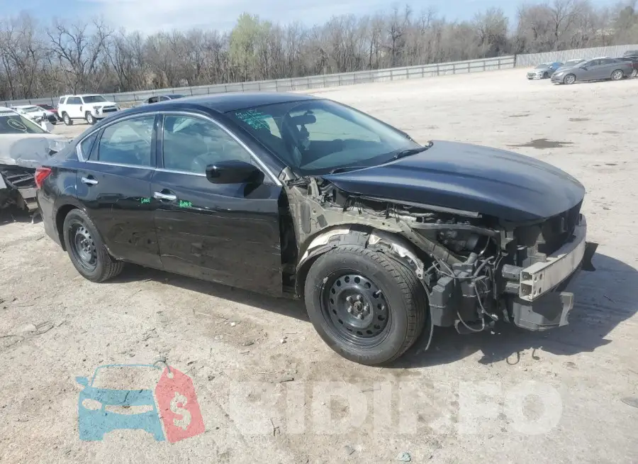1N4AL3AP4HN333038 Photo# 4