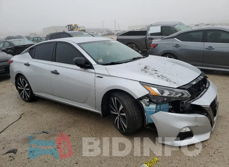 1N4BL4CV3MN358223 Photo# 4