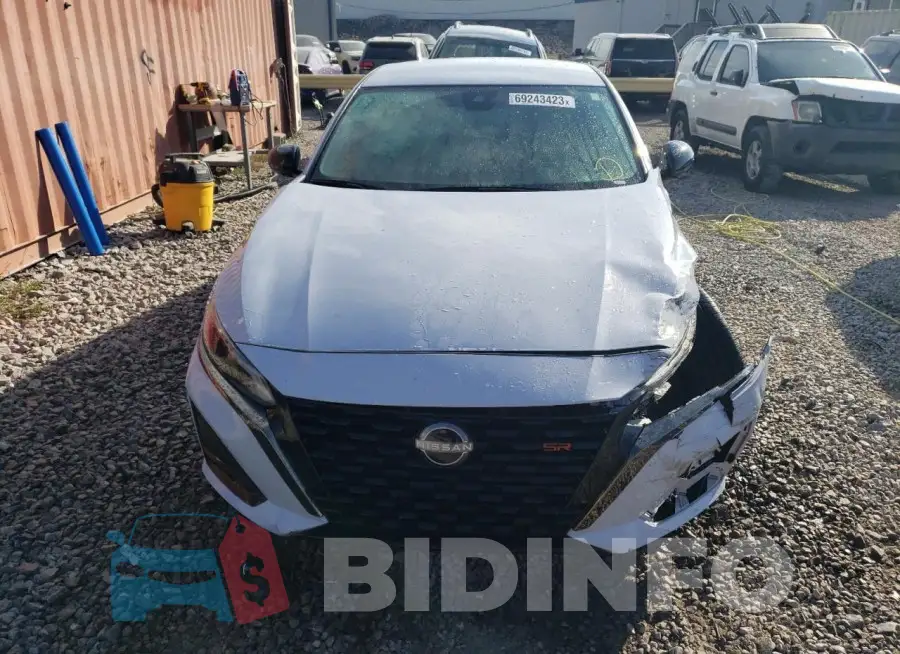 1N4BL4CV8PN331782 Photo# 5