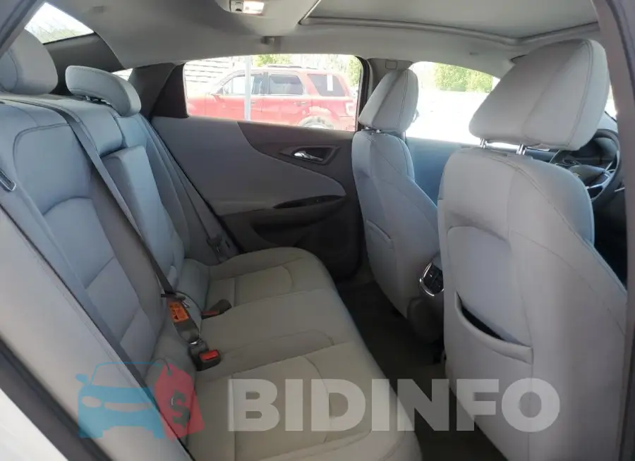 1G1ZD5ST9NF172072 Photo# 10