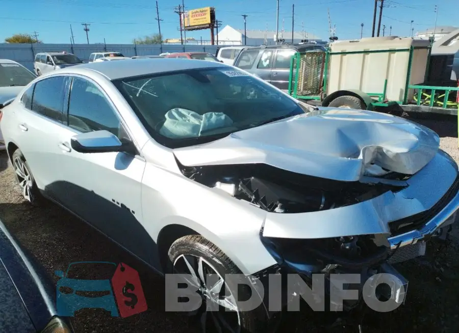1G1ZG5ST8LF120792 Photo# 4