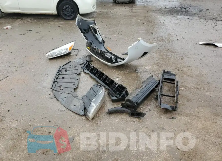 1FADP3E2XJL302927 Photo# 12