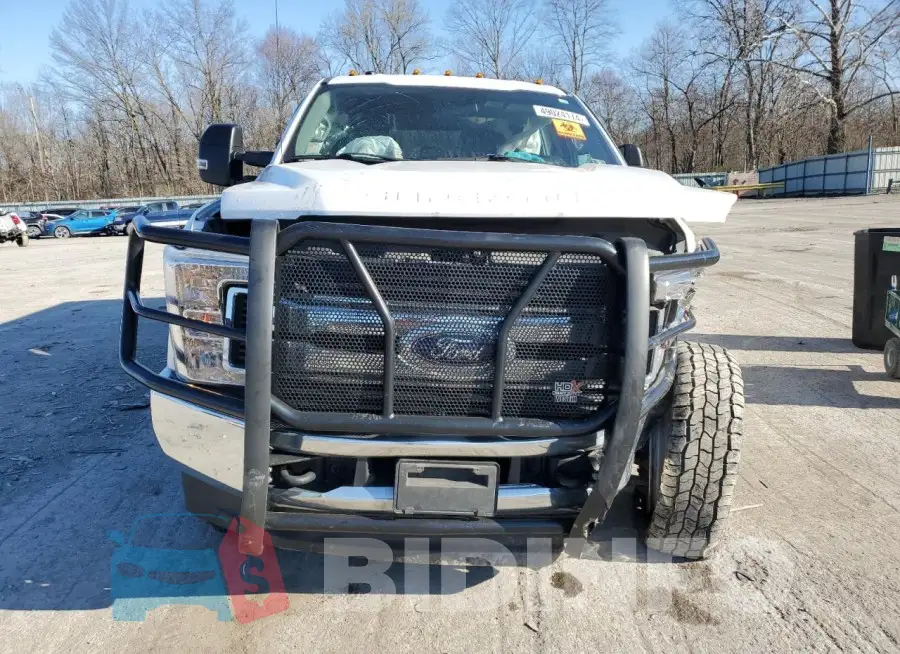 1FT7X2B68KEC75841 Photo# 5