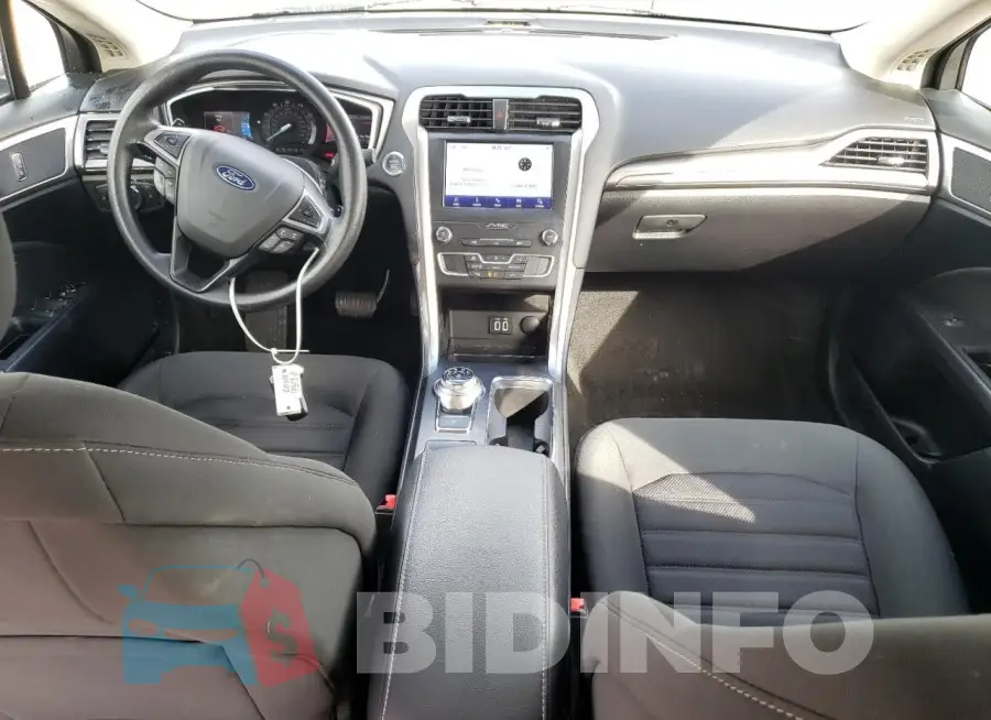 3FA6P0HD4KR202538 Photo# 8