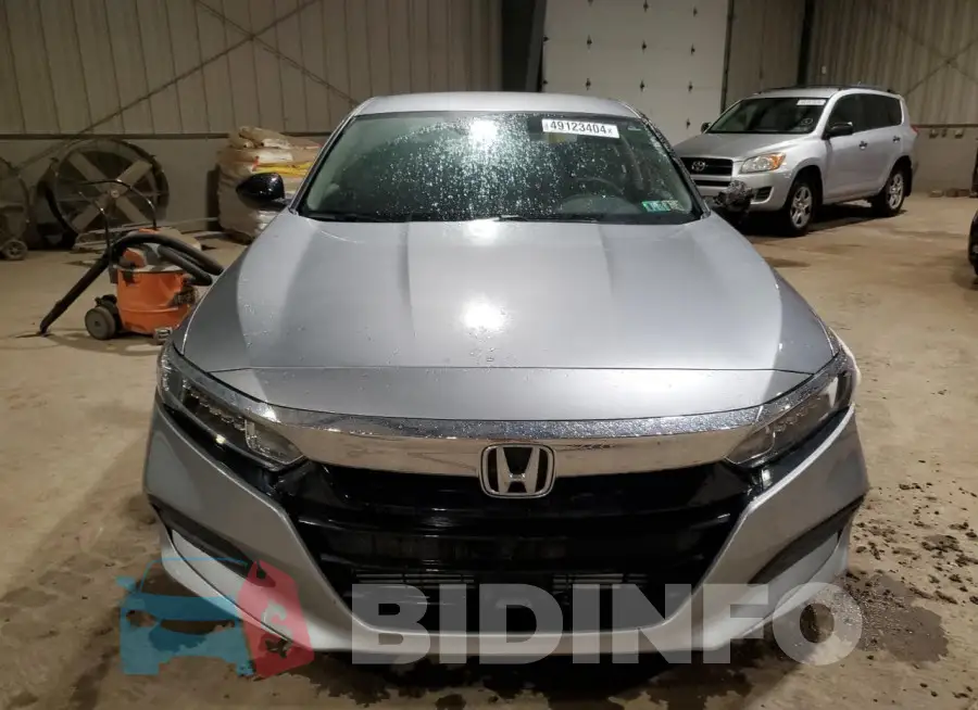 1HGCV1F15KA168655 Photo# 5