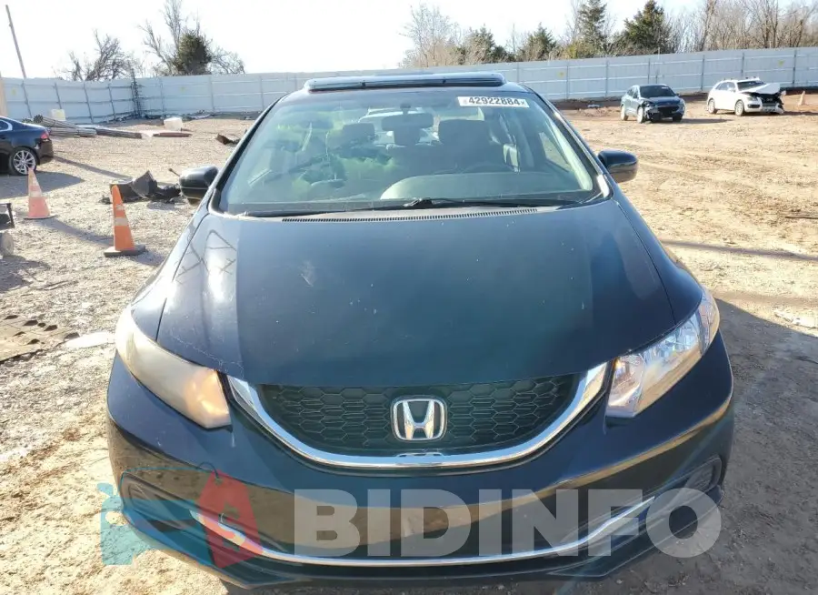 2HGFB2F84FH565886 Photo# 5