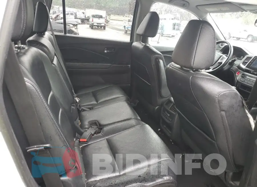 5FNYF5H51HB040874 Photo# 11
