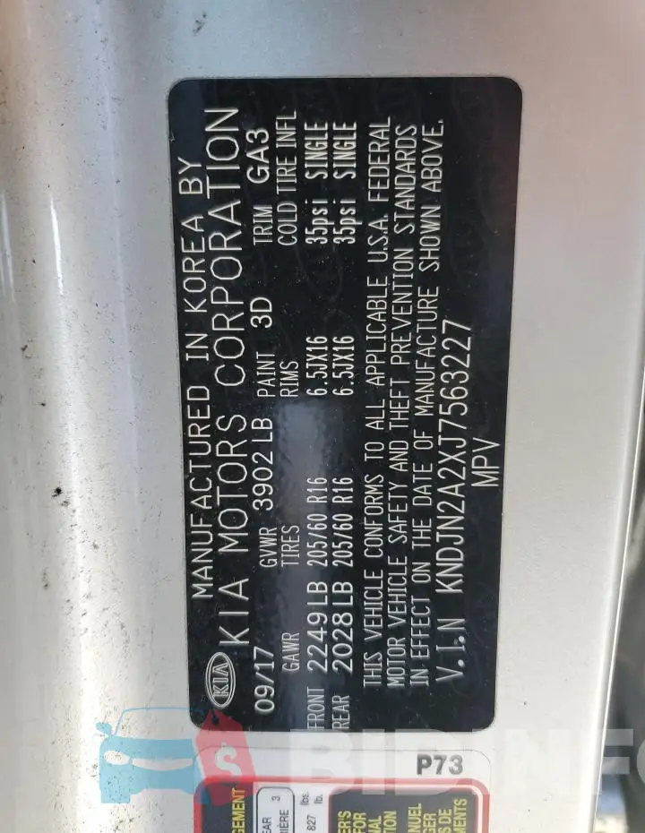 KNDJN2A2XJ7563227 Photo# 12