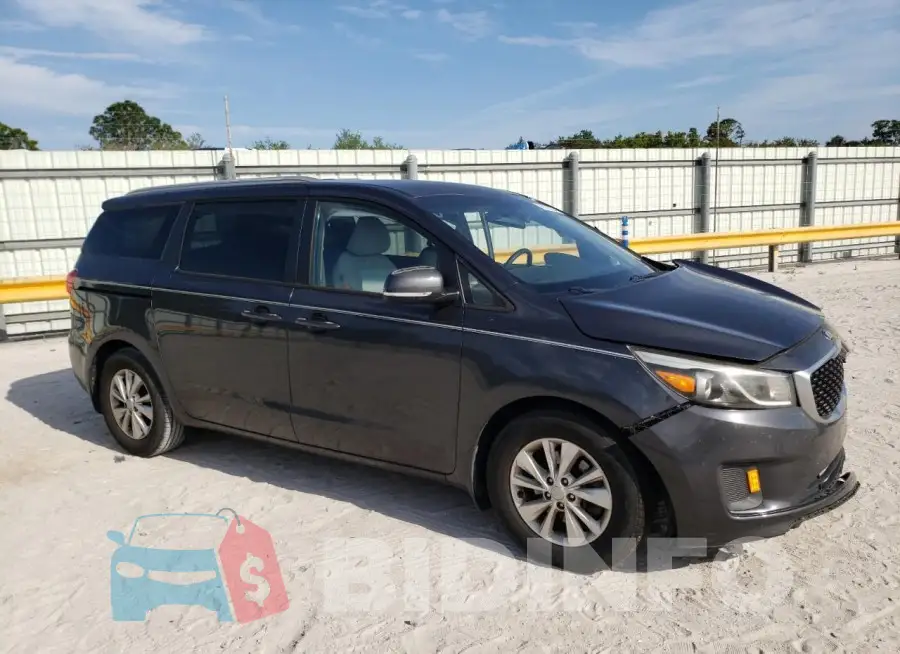 KNDMB5C10G6092683 Photo# 4