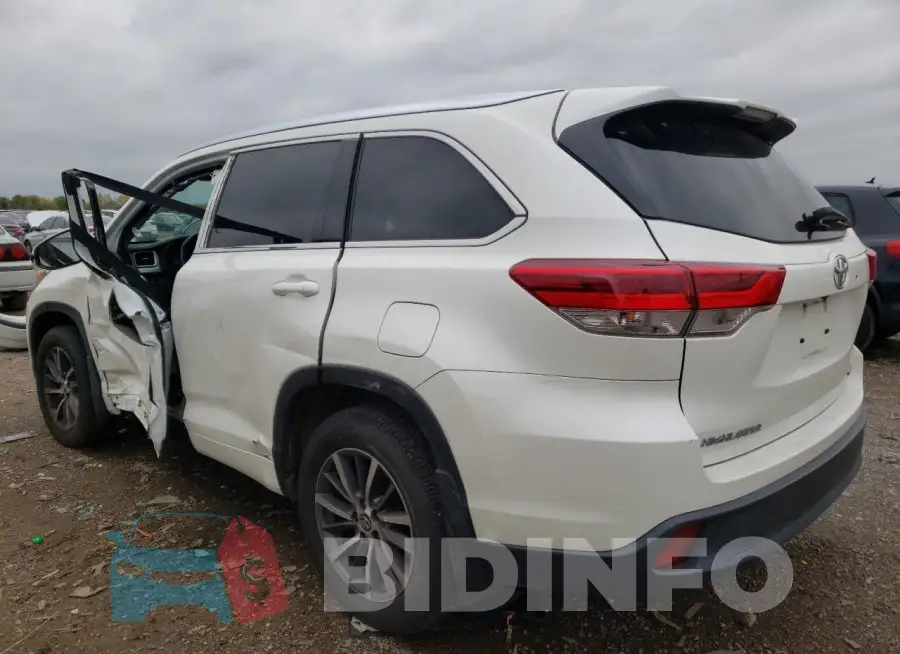 5TDJZRFH0JS538238 Photo# 2