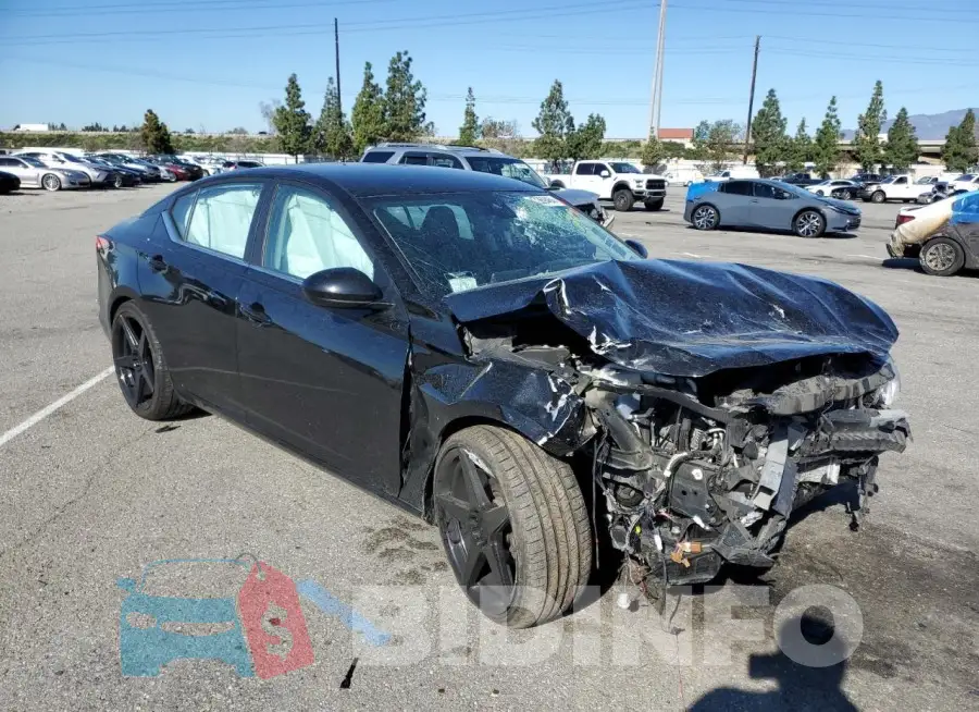 1N4BL4CV0LC219757 Photo# 4
