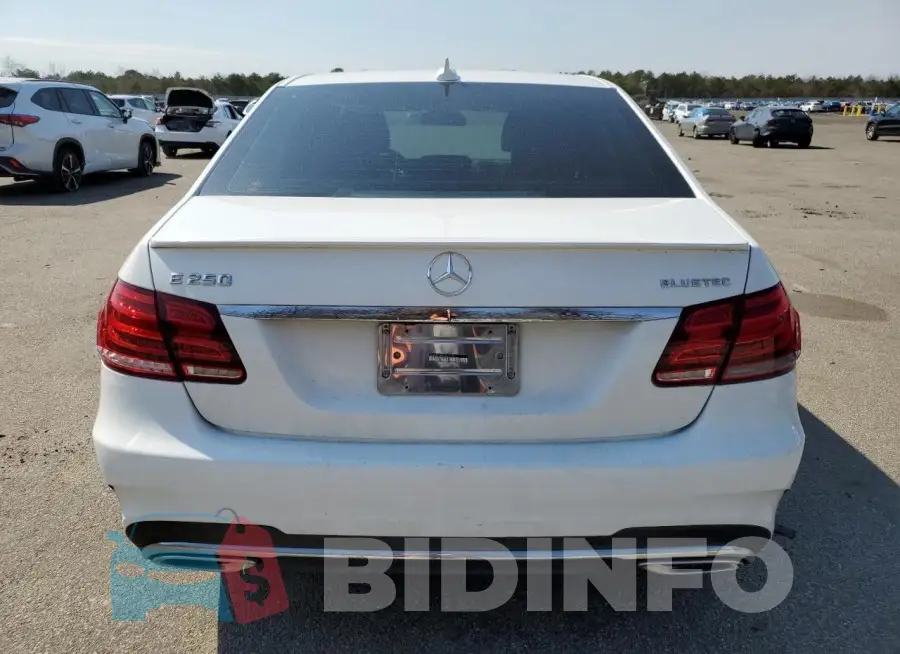 WDDHF9HB3FB151154 Photo# 6