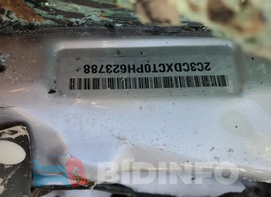 2C3CDXCT0PH623788 Photo# 13