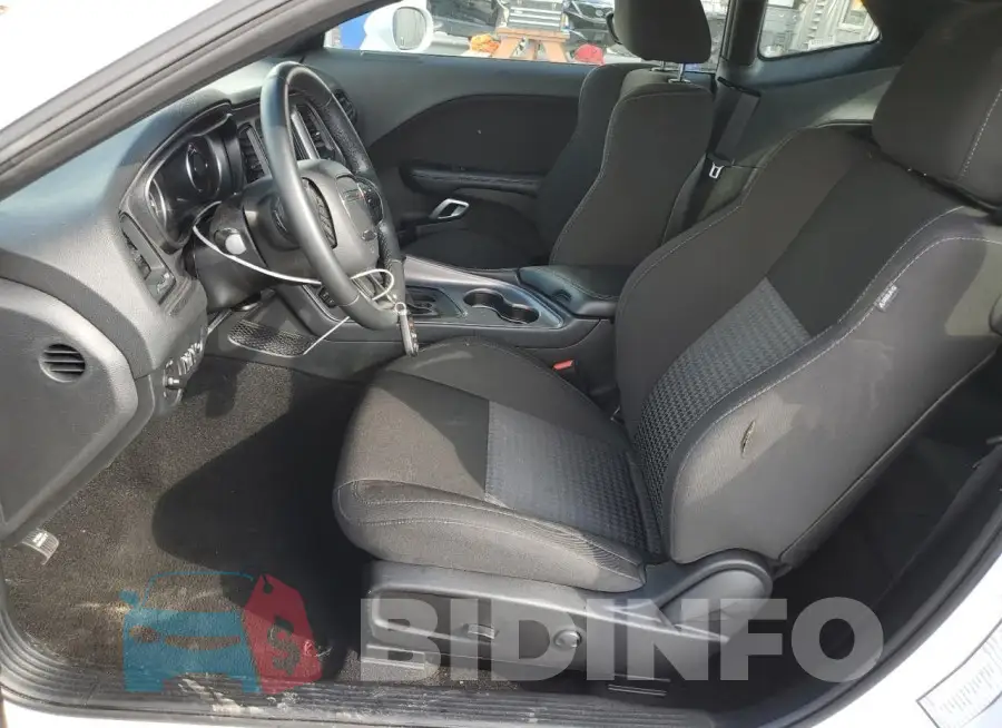 2C3CDZJG8PH549358 Photo# 7