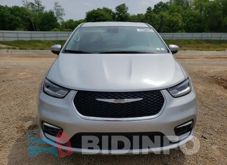 2C4RC1L70PR626418 Photo# 5