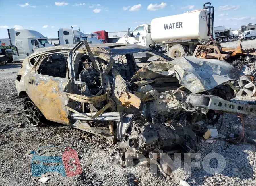 1FADP3M21HL201948 Photo# 4