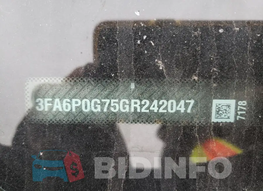 3FA6P0G75GR242047 Photo# 12