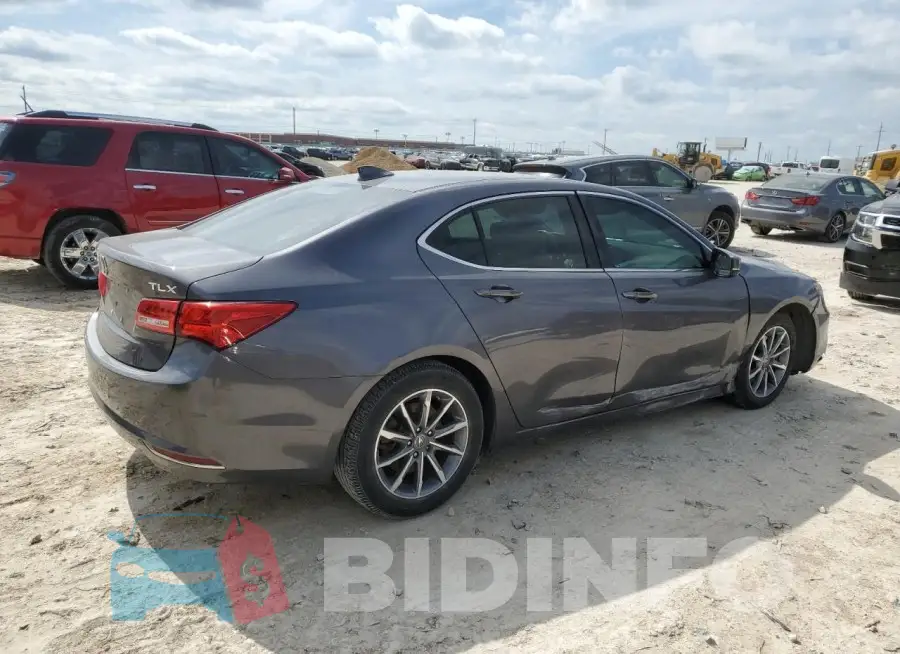 19UUB1F37LA000824 Photo# 3