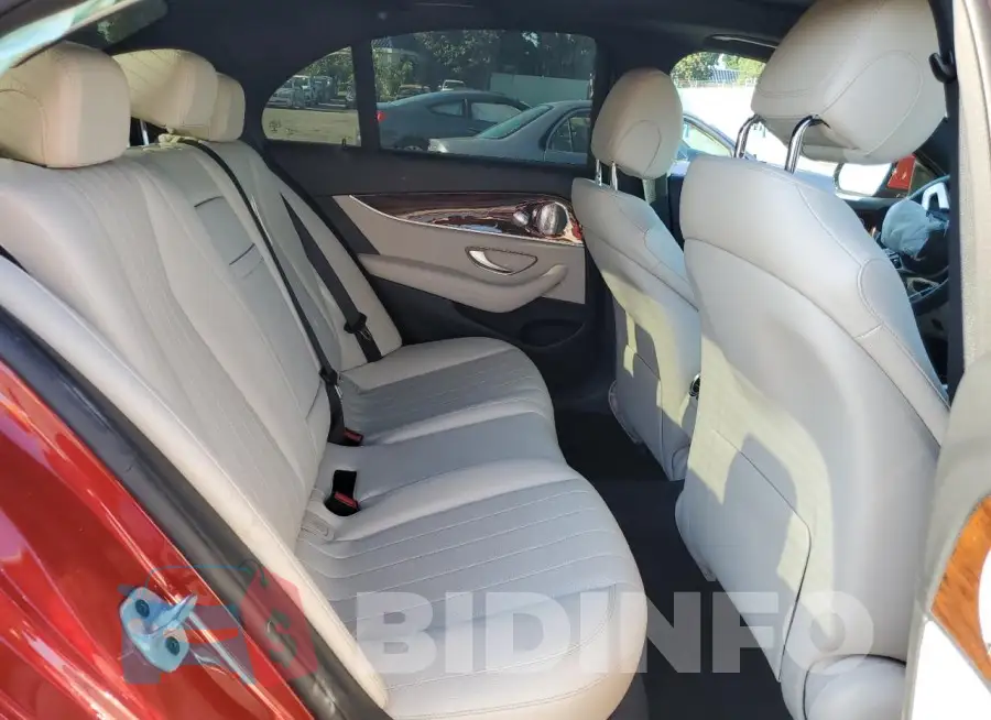 WDDZF4JB1KA525875 Photo# 10