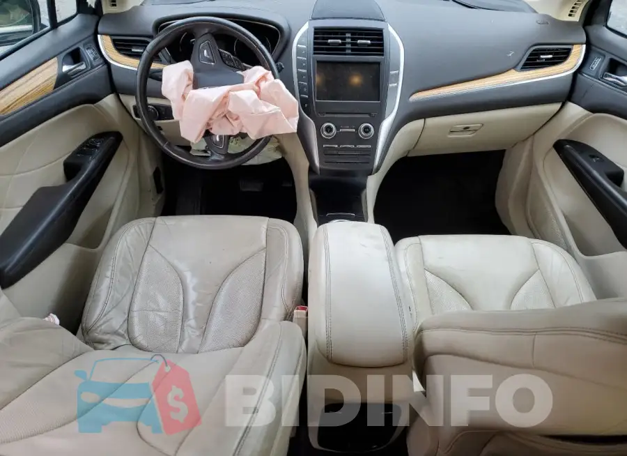 5LMCJ1A90FUJ11087 Photo# 8