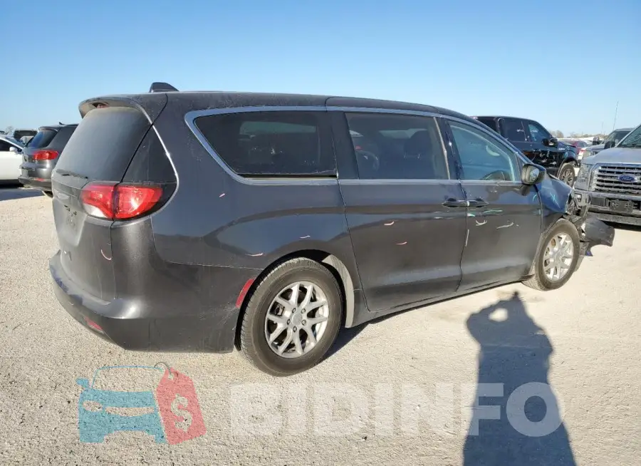 2C4RC1DG0HR571355 Photo# 3