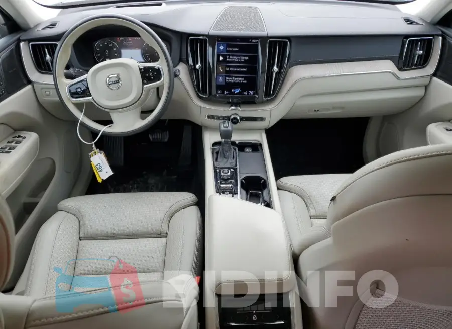 YV4102RL7M1701161 Photo# 8