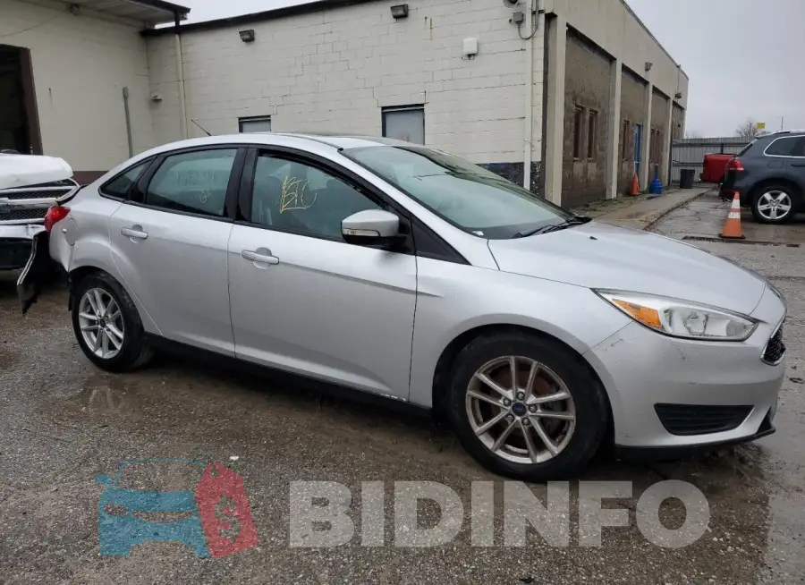 1FADP3F26GL252261 Photo# 4