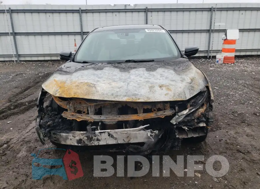 19XFC2F76HE227634 Photo# 5