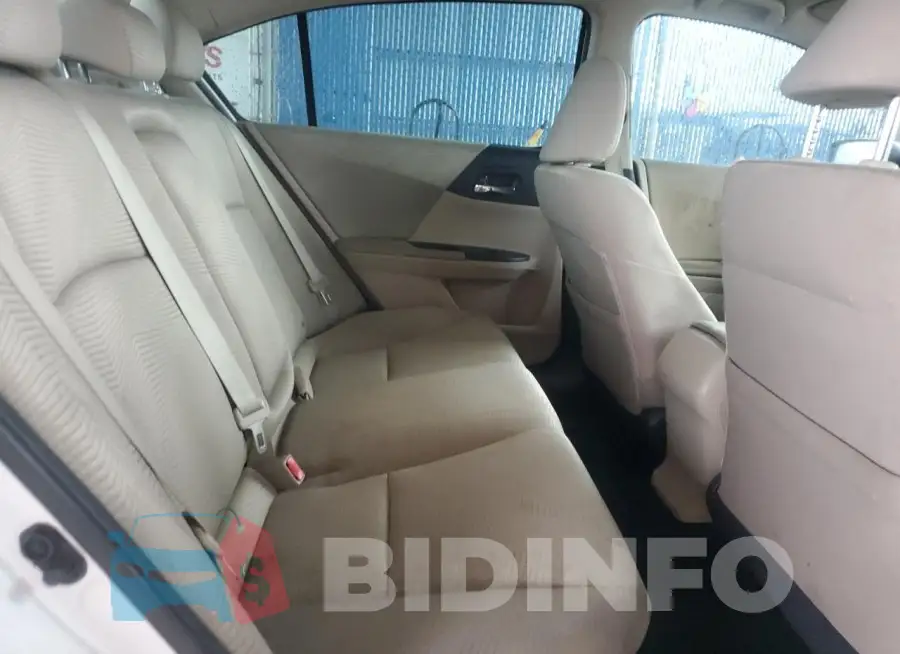 1HGCR2F31FA182084 Photo# 10