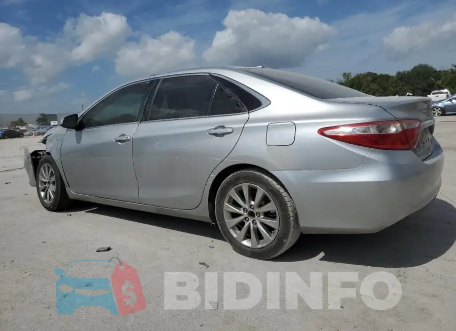 4T1BD1FK2FU173589 Photo# 2