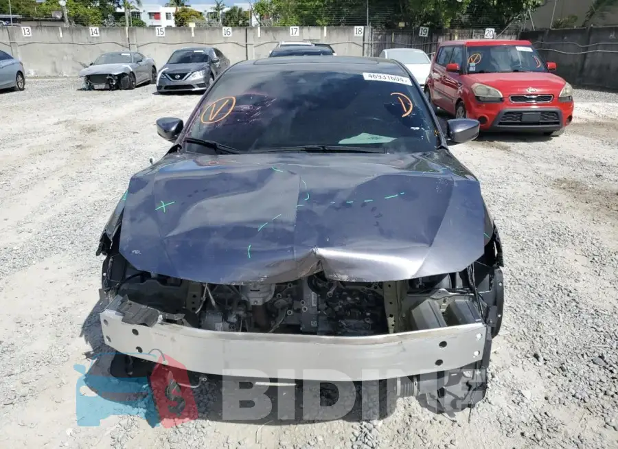 19UDE2F35MA003946 Photo# 5