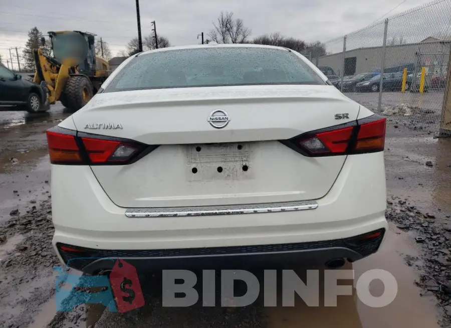 1N4BL4CV5KC130085 Photo# 6