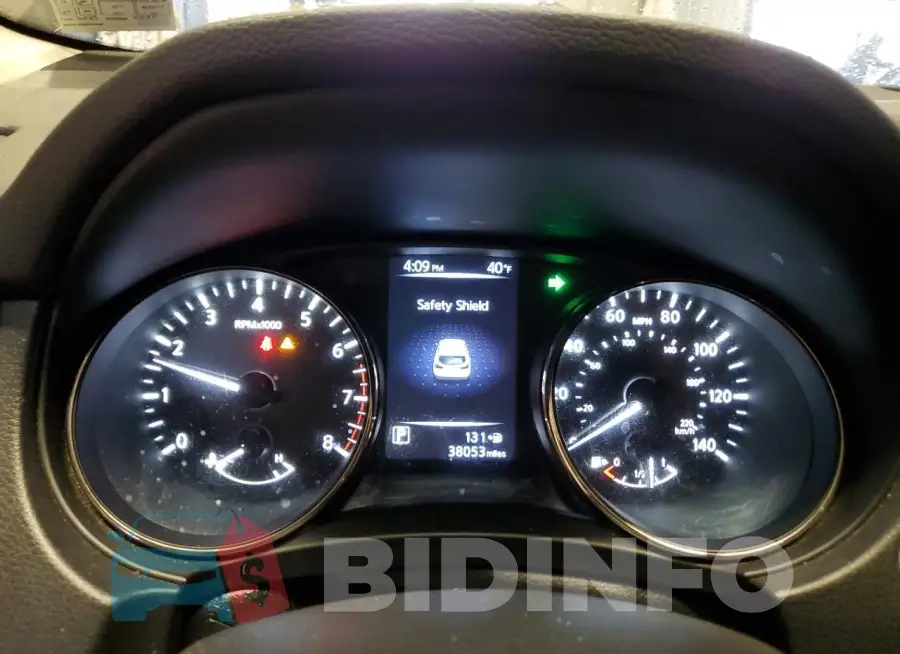 JN1BJ1CR8HW112319 Photo# 9