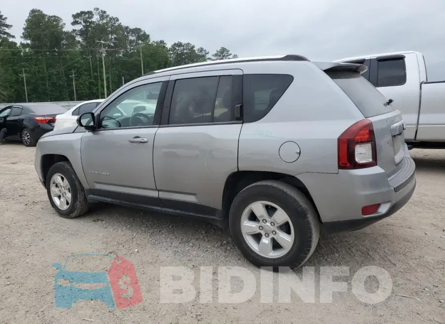 1C4NJCBA7FD250203 Photo# 2
