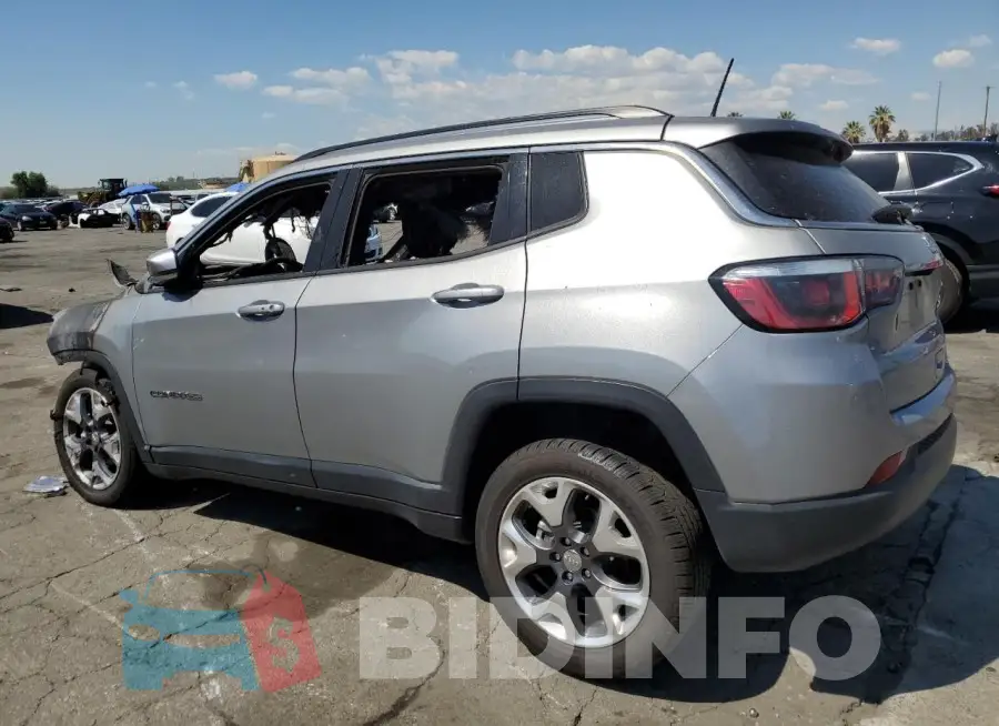 3C4NJCCB2LT218532 Photo# 2