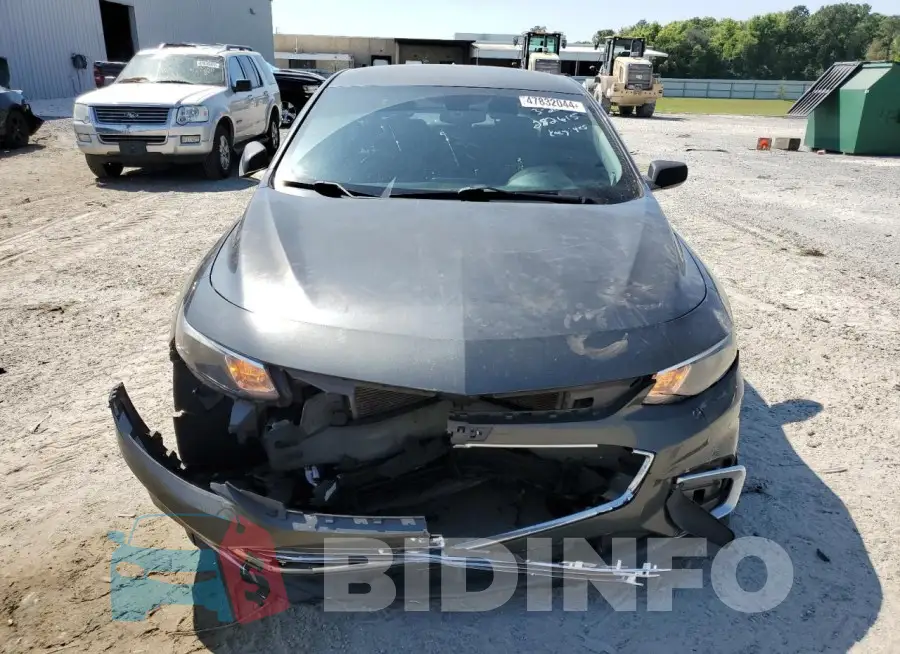 1G1ZB5ST9HF282615 Photo# 5
