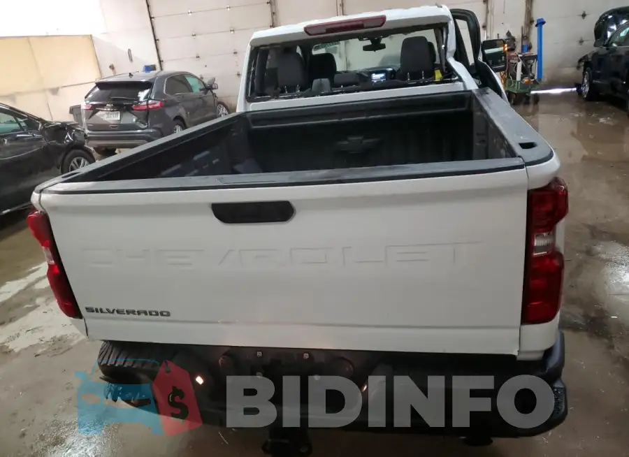 2GC4YLE79N1238345 Photo# 6