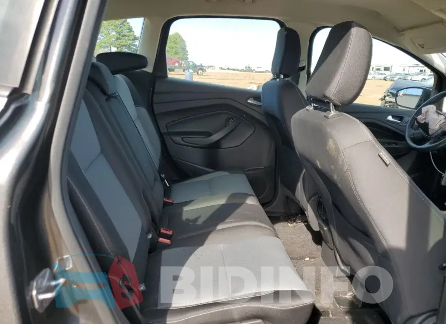 1FADP5AU6JL100430 Photo# 10