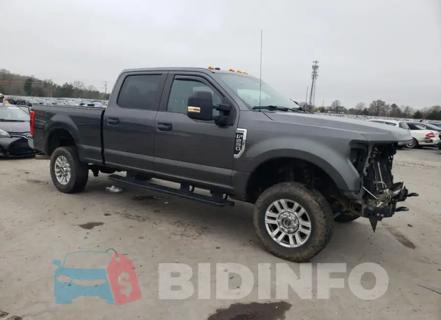 1FT7W2B61JEC87766 Photo# 4