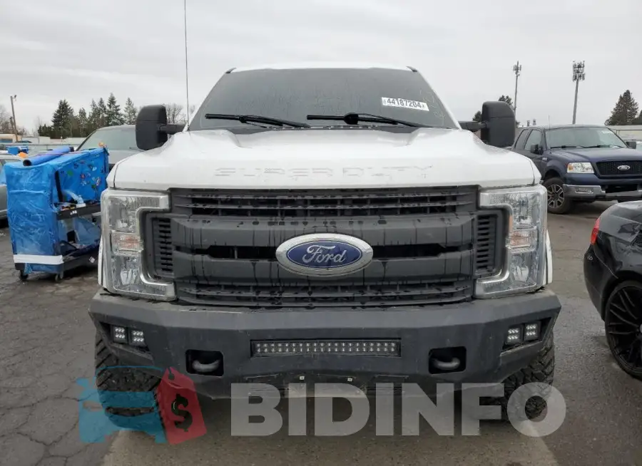 1FT8W3B65HEF02344 Photo# 5