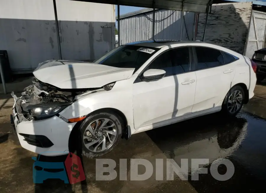 2HGFC2F72JH527070 Photo# 1