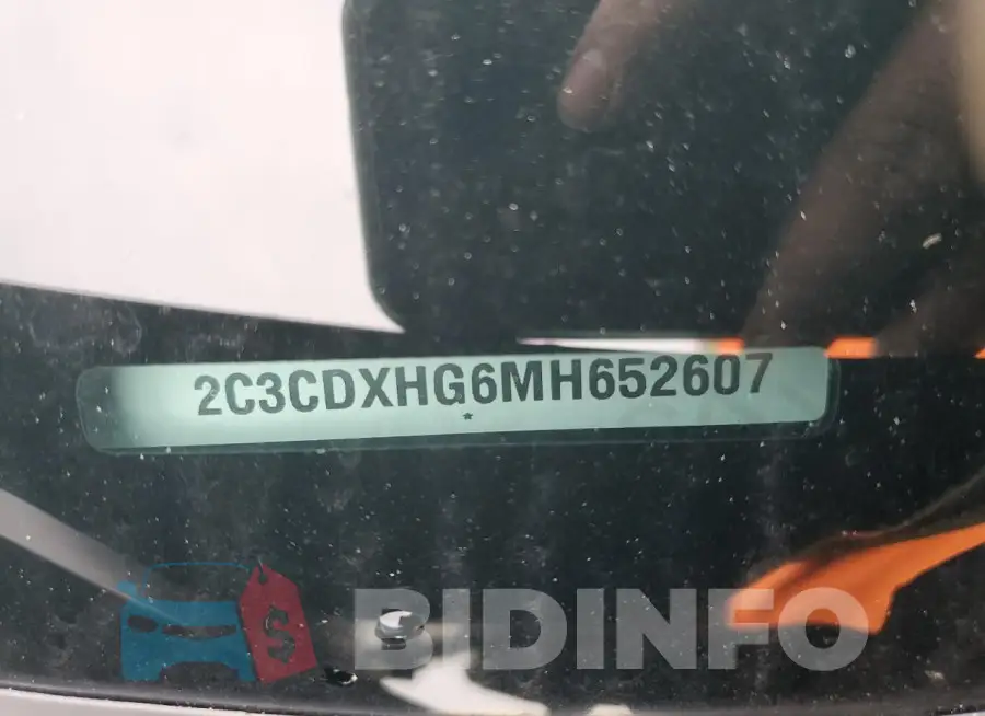 2C3CDXHG6MH652607 Photo# 12