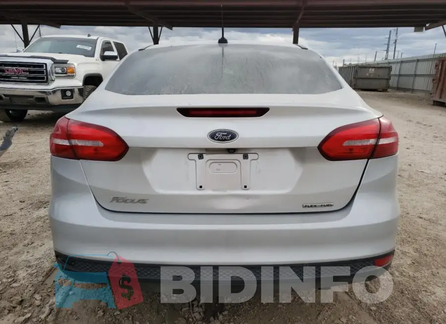 1FADP3E20FL210569 Photo# 6